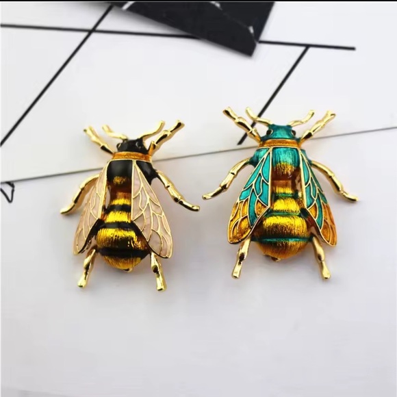 2PCS Colorful Bumblebee Enamel Brooch Pin Set - Picture 6 of 13